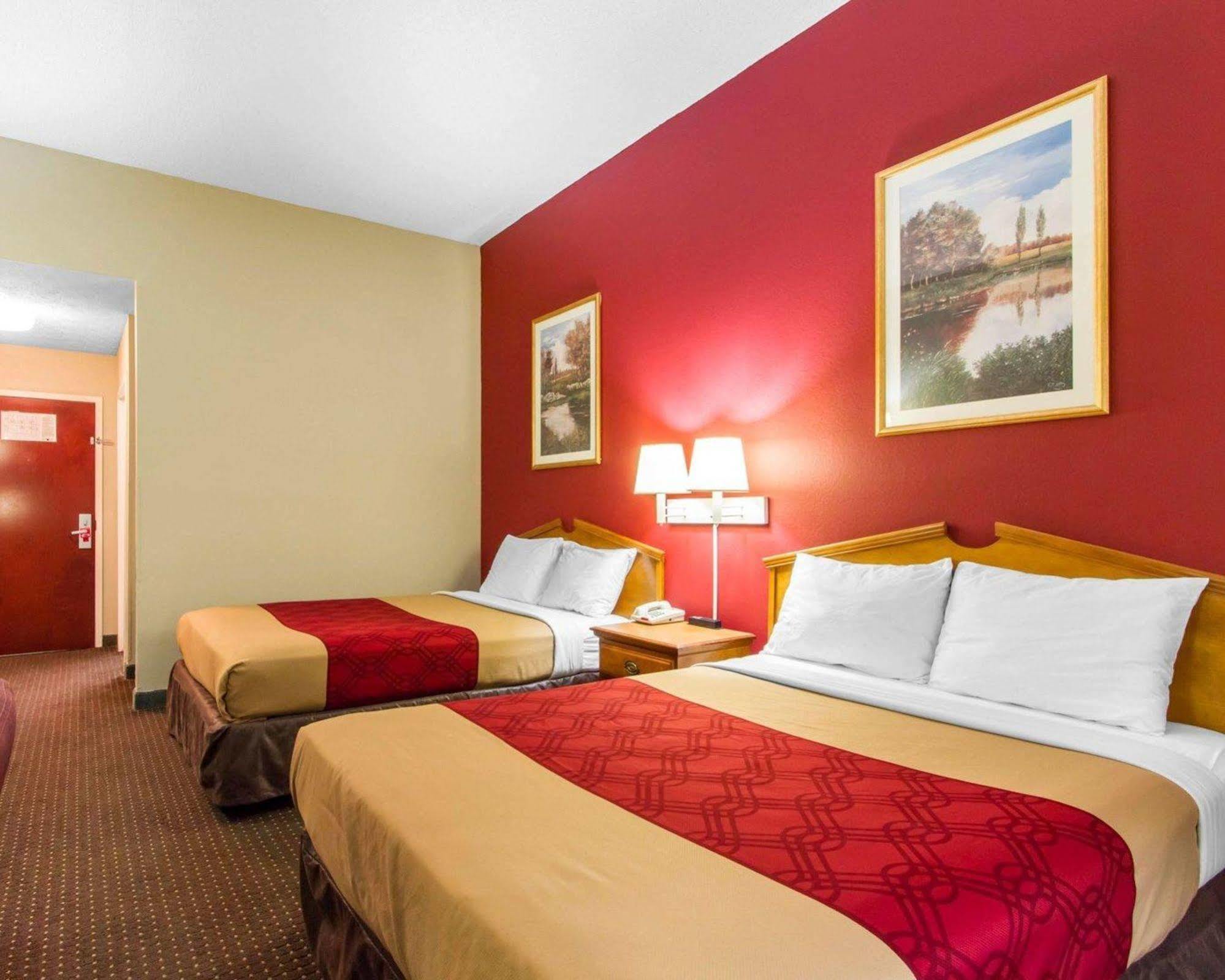 Americas Best Value Inn Opelika Exterior photo